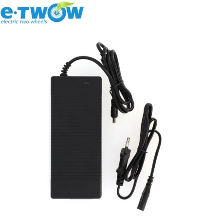 E-TWOW Chargeur Master 4A